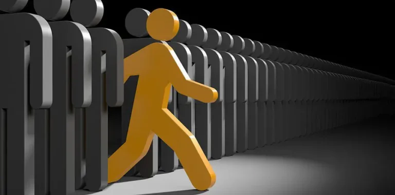 The Ultimate Resource Hub: How the Hey CMO Marketplace Helps Fractional Leaders Start and Protect Their Business